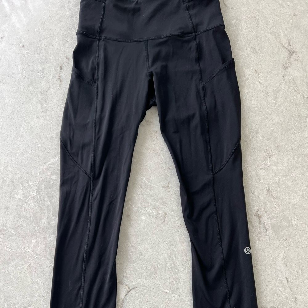 Lululemon black leggings size 4